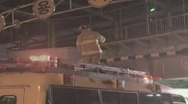 내비게이션만 믿었다가…버스, 굴다리 밑에 끼어