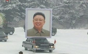 김정일 영결식 마쳐…김정은 시대 선포될까