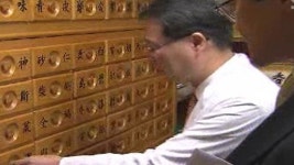 환자들이 외면하는 한의학…원인과 해법은?