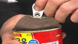 통조림 열다 신경 끊어져…참치캔 뚜껑 아찔