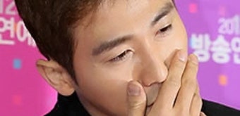 개그맨 유세윤, 음주운전 뒤 자수 