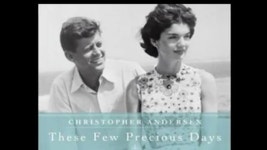 재클린 전기…케네디-먼로 불륜 사이였다