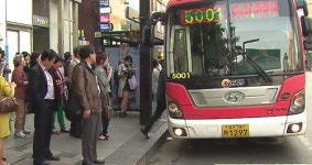 10년간 묵인한 입석버스…우왕좌왕 정부 대책