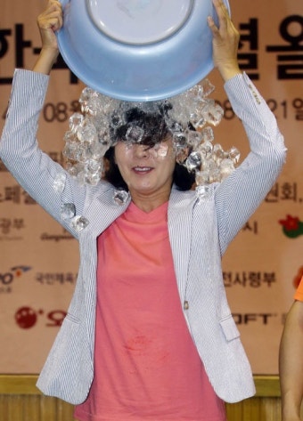 [포토] 나경원 스페셜올림픽위 회장 아이스버킷 동참