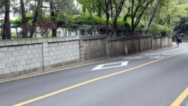 인도가 없어요…익산 남성중고생 아찔한 등굣길