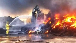 아산 폐타이어 공장 화재…32시간 만에 진화