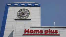홈플러스, 상표도 안쓰고 로열티 1천200억…테스코에 2년간