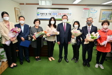 부산 서구, 2022 가정의 달 기념 유공자 표창 수여