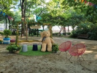 서초구, 도심속 야외 쉼터서 생수 마시며 더위 피해요