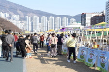 동래구 소상공인연합회, 온천천 카페거리 활성화 위한 ON천천 마켓 운영