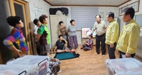이선기 합천 부군수, 제6호 태풍 카눈 대비 사전대피소 방문