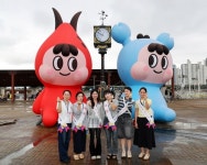 남동형 외국인주민 SNS 기자단 소래포구축제서 활약