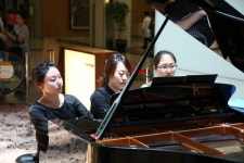 [건강] 건국대병원 자원봉사 연주 ‘정오의 음악회’ 1,500회 넘어