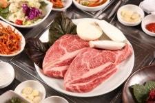 [맛집]연말모임 회식장소로 인기 끄는 한우전문점은?