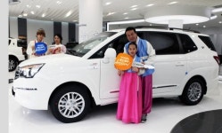 [자동차]쌍용차, 전국 영업소에서 ‘新년新차 페스티벌’ 전달식 가져