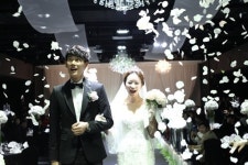 [리빙] 인천 로얄호텔 웨딩홀 ‘그랜드볼룸’ 리뉴얼 오픈