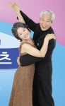 댄스와 함께 즐거운 실버 만들어요