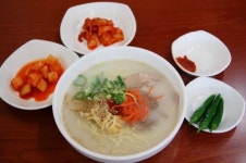 [푸드]제주도 여행, ‘고기국수 맛집 투어’ 인기