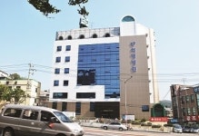 희명병원, 저소득층 위한 무료 척추∙관절수술