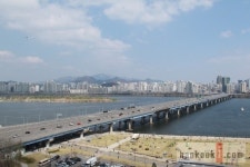 ′어벤져스2′ 마포대교 촬영현장 철통보안