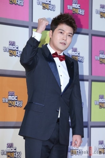 전현무 “KBS 캐스터 영입 논란, 마음 불편”