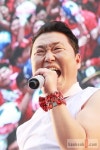 싸이, ′소리 질러!!!!′