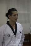 생일맞은 윌 윤 리, 한국에서 뜻깊은 봉사