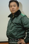 홍학표 장세동씨가 만나고 싶어 했다