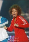 [포토]깜찍 댄스로 되돌아온 디바
