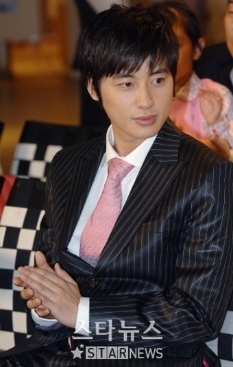 이지훈 