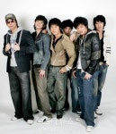 오션, 꽃미남 버리고 음악과 남성미 택했다