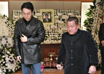[포토]故 김형곤 빈소찾은 뽀빠이 이상용과 이휘재
