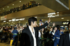 이병헌, 1일 아사히TV 토크쇼 