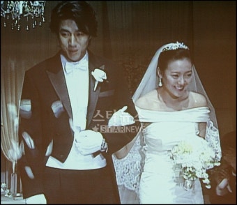 윤태영-임유진, 행복한 신랑 신부