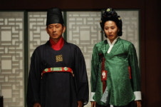 태사기 vs 왕과나, 11일 단 한번의 빅뱅