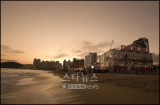 [★포토]노을빛에 물들어가는 PIFF광장