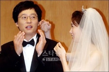 [★포토]피앙새 나경은 재석씨 땀 닦아요