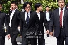 [★포토]매너 굿 배용준, 역시 욘사마!