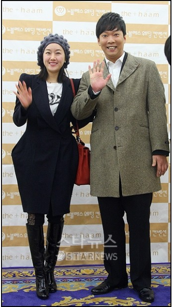 [포토]박준형-김지혜, '우리처럼 잘살아라!'
