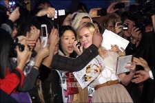 [★포토]케이트보스워스, 이놈의 인기 어떡하니~