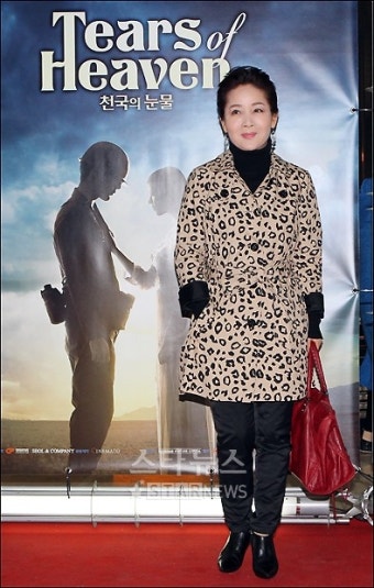 [포토]이효춘, '천국의 눈물' 보러왔어요!