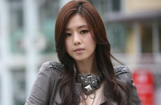 홍수아, 스크린 데뷔 앨리스 주인공 캐스팅