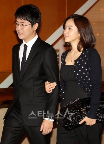 [포토]최동석-박지윤, '손정은 아나 결혼식 왔어요'