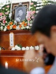 최헌헤어월드미용실 | [★포토]故 최헌, 이렇게 떠나다니...