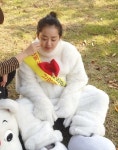 문근영, 청담동 앨리스 첫촬영..인형탈 속 미모