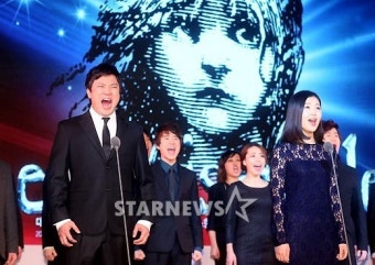[포토]뮤지컬 스타 정성화, 영화 '레미제라블' 오프닝