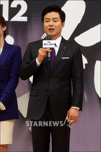 편상욱 SBS 아나 