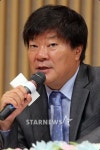 송지나 작가, 故김종학PD 소식에..슬픔 잠겨
