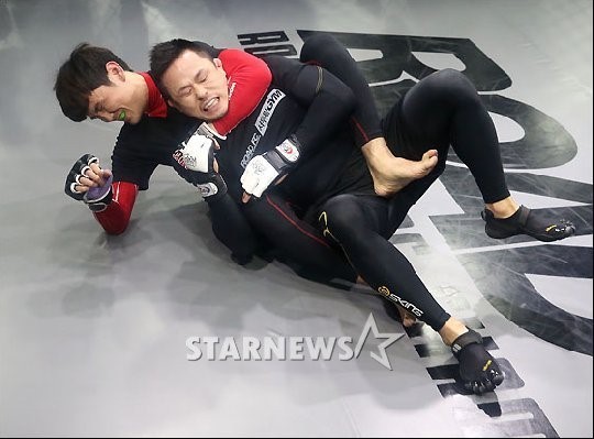 윤형빈, 김종국과의 스파링 대결 예상...실전에서 우세할 것