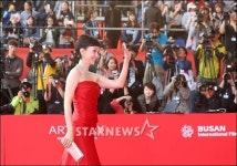 [★포토]미나미 카호, 부산 와서 기뻐요!